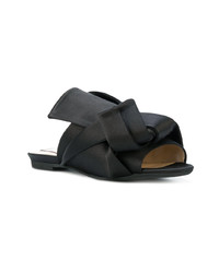 schwarze flache Sandalen aus Satin von N°21