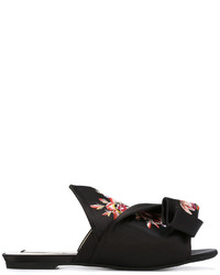 schwarze flache Sandalen mit Blumenmuster von No.21