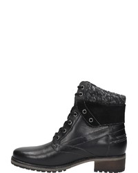 schwarze flache Stiefel mit einer Schnürung aus Leder von Bama