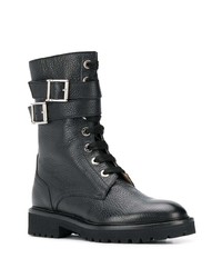 schwarze flache Stiefel mit einer Schnürung aus Leder von Doucal's