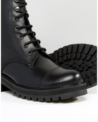 schwarze flache Stiefel mit einer Schnürung aus Leder von Park Lane