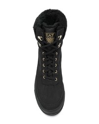 schwarze flache Stiefel mit einer Schnürung aus Leder von Ea7 Emporio Armani