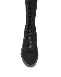 schwarze flache Stiefel mit einer Schnürung aus Segeltuch von Y-3