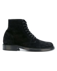 schwarze flache Stiefel mit einer Schnürung aus Wildleder von Saint Laurent