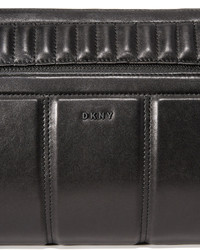 schwarze gesteppte Leder Clutch von DKNY