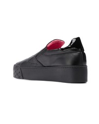 schwarze gesteppte Slip-On Sneakers aus Leder von Blumarine