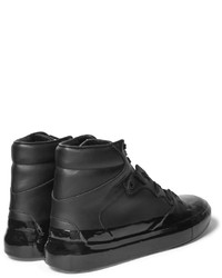 schwarze Gummi hohe Sneakers von Balenciaga