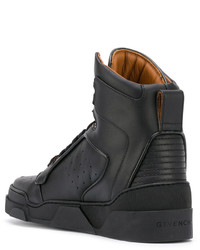 schwarze hohe Sneakers aus Leder mit Sternenmuster von Givenchy