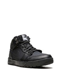 schwarze hohe Sneakers aus Leder von Jordan