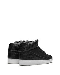 schwarze hohe Sneakers aus Leder von Nike