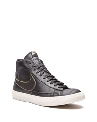 schwarze hohe Sneakers aus Leder von Nike