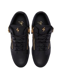 schwarze hohe Sneakers aus Leder von Giuseppe Zanotti