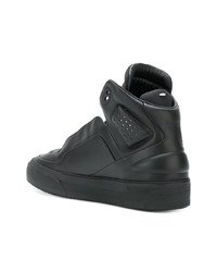 schwarze hohe Sneakers aus Leder von Maison Margiela