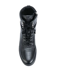 schwarze hohe Sneakers aus Leder von Newams