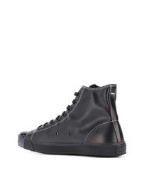 schwarze hohe Sneakers aus Leder von Maison Margiela