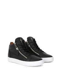 schwarze hohe Sneakers aus Leder von Giuseppe Zanotti