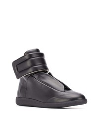 schwarze hohe Sneakers aus Leder von Maison Margiela