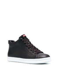 schwarze hohe Sneakers aus Leder von Camper