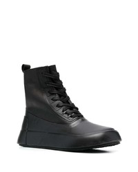 schwarze hohe Sneakers aus Leder von Ambush
