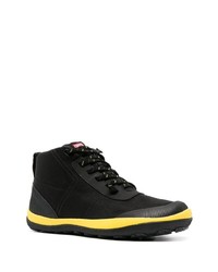 schwarze hohe Sneakers aus Leder von Camper