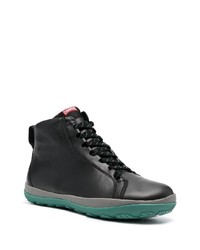 schwarze hohe Sneakers aus Leder von Camper