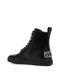 schwarze hohe Sneakers aus Leder von Valentino Garavani