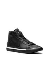 schwarze hohe Sneakers aus Leder von Nike