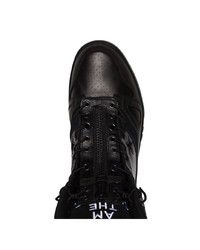 schwarze hohe Sneakers aus Leder von Converse