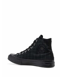 schwarze hohe Sneakers aus Segeltuch mit Karomuster von Converse