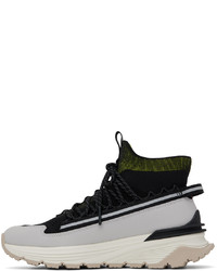 schwarze hohe Sneakers aus Segeltuch von Moncler