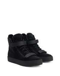 schwarze hohe Sneakers aus Segeltuch von Giuseppe Zanotti