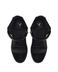 schwarze hohe Sneakers aus Segeltuch von Giuseppe Zanotti