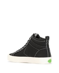 schwarze hohe Sneakers aus Segeltuch von Cariuma