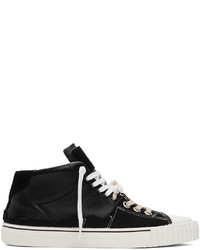 schwarze hohe Sneakers aus Segeltuch von Maison Margiela
