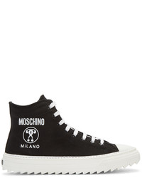 schwarze hohe Sneakers aus Segeltuch von Moschino