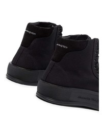 schwarze hohe Sneakers aus Segeltuch von Alexander McQueen