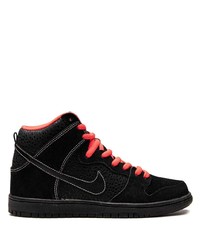 schwarze hohe Sneakers aus Wildleder mit Schlangenmuster von Nike