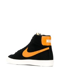 schwarze hohe Sneakers aus Wildleder von Nike