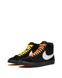 schwarze hohe Sneakers aus Wildleder von Nike