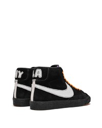 schwarze hohe Sneakers aus Wildleder von Nike