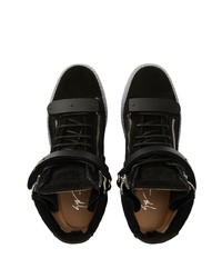 schwarze hohe Sneakers aus Wildleder von Giuseppe Zanotti