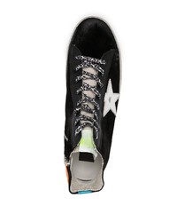 schwarze hohe Sneakers aus Wildleder von Golden Goose