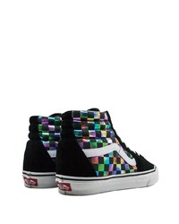 schwarze hohe Sneakers mit Karomuster von Vans