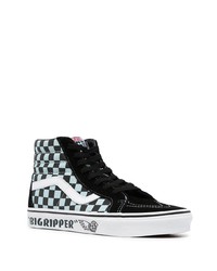 schwarze hohe Sneakers mit Karomuster von Vans