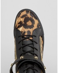 schwarze hohe Sneakers mit Leopardenmuster von Juicy Couture