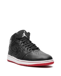 schwarze hohe Sneakers von Jordan