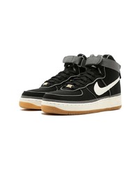 schwarze hohe Sneakers von Nike