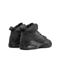 schwarze hohe Sneakers von Jordan