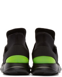 schwarze hohe Sneakers von Christopher Kane