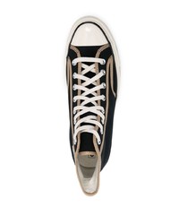 schwarze hohe Sneakers von Converse